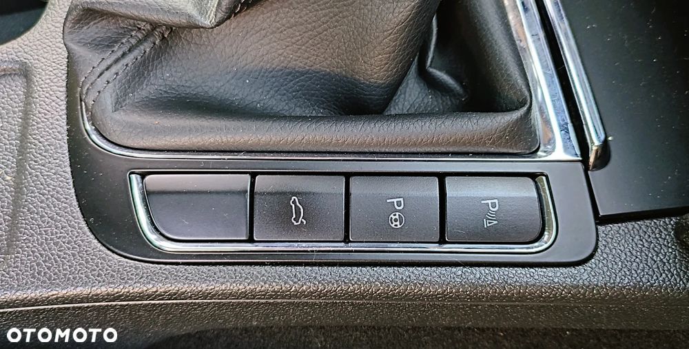 Skoda Superb 2.0 TDI Elegance - 13