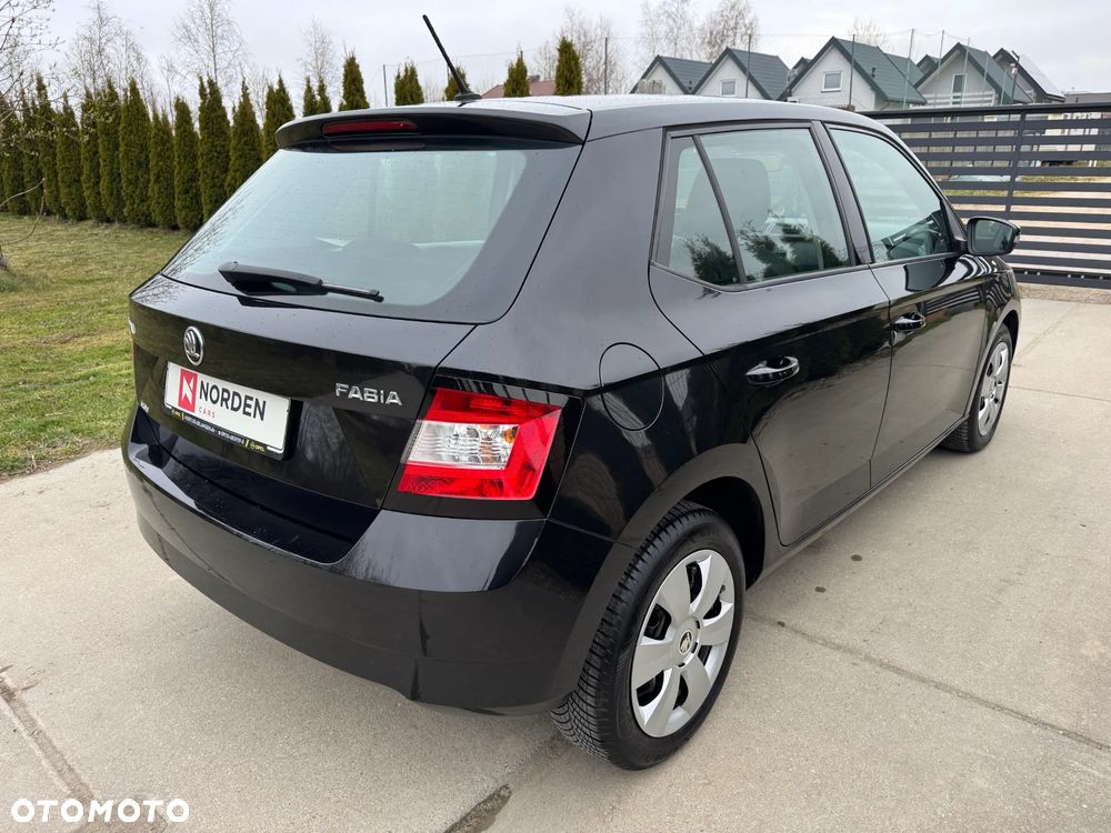 Skoda Fabia 1.2 TSI Edition - 4