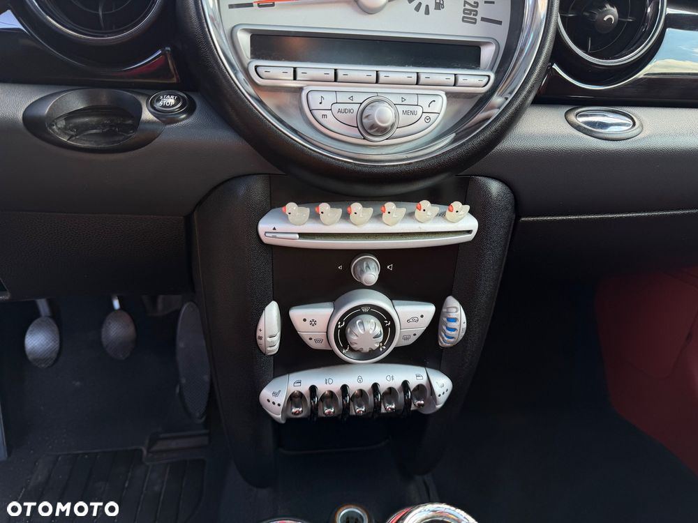 MINI Cooper 50 Mayfair - 19