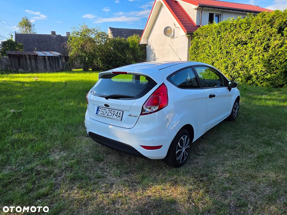 Ford Fiesta 1.25 Trend Edition - 11