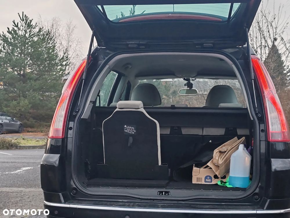 Citroën C4 Picasso - 16