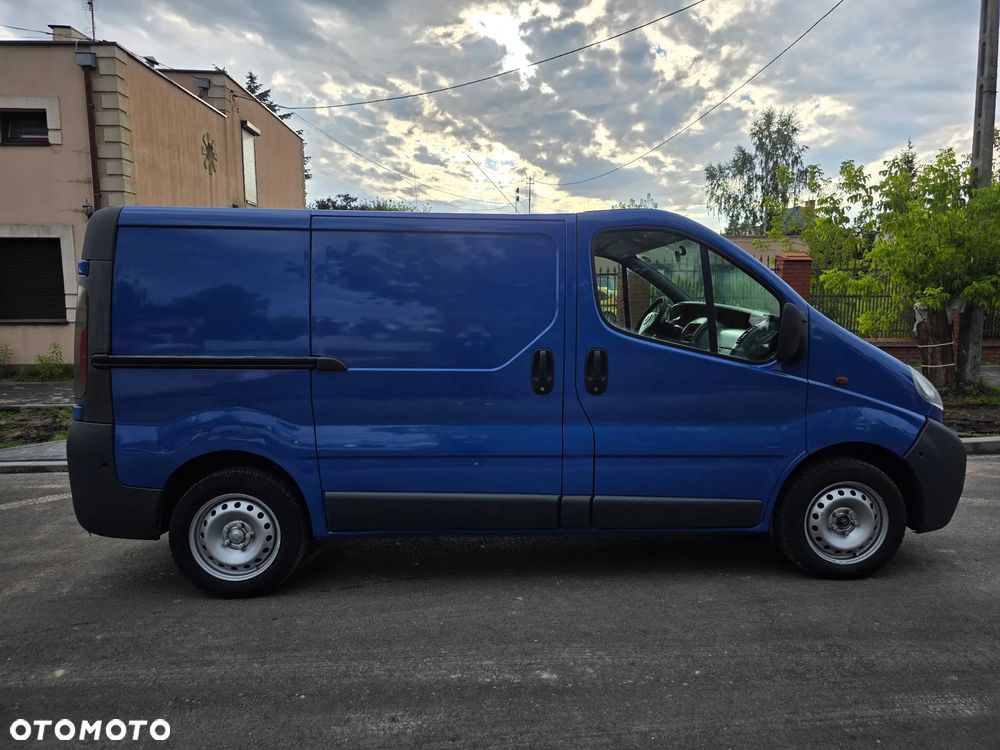 Opel Vivaro - 4