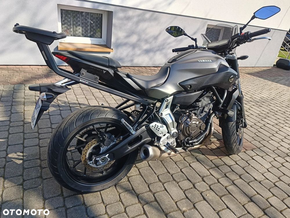 Yamaha MT - 4