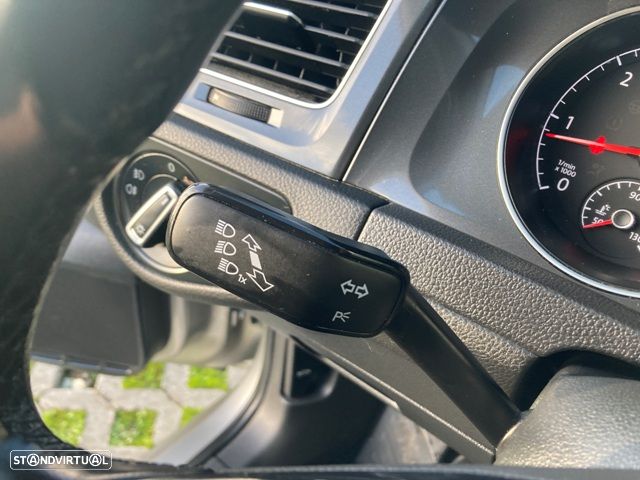 VW Golf Variant 1.6 TDi Trendline - 17