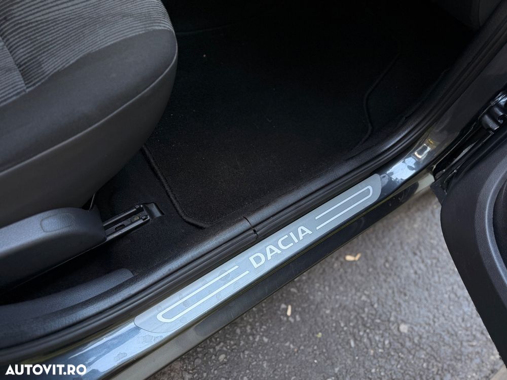 Dacia Logan MCV K90 1.6 16v Laureate - 32