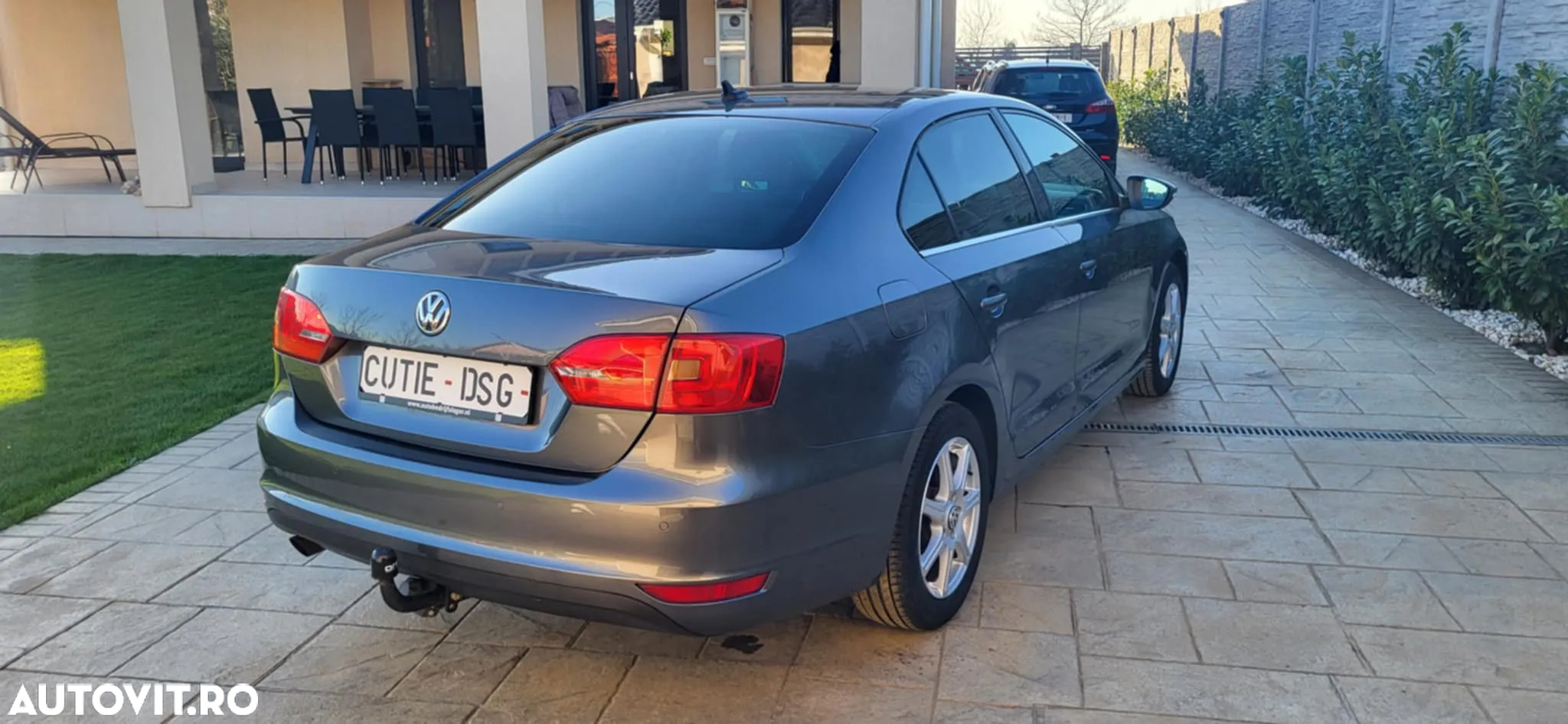 Volkswagen Jetta - 7