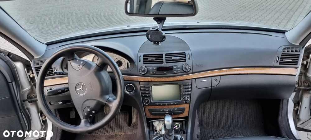 Mercedes-Benz Klasa E - 18