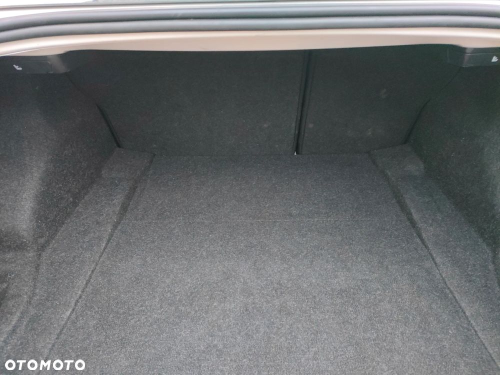 BMW Seria 2 218d Luxury Line - 15