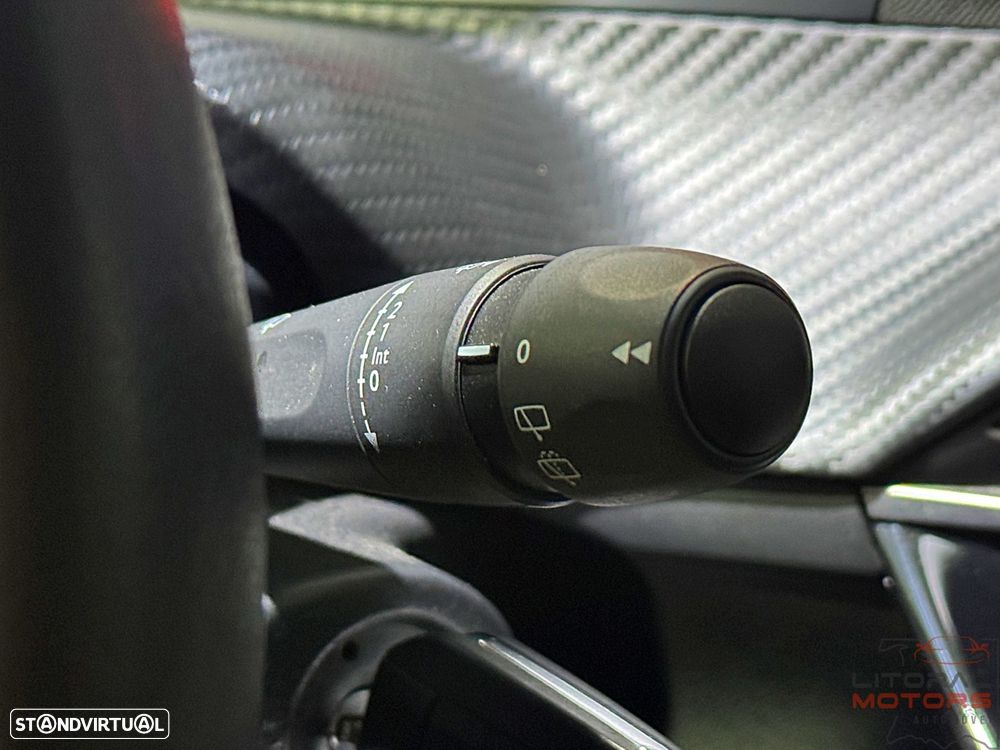 Peugeot 208 1.2 PureTech SE Style - 22