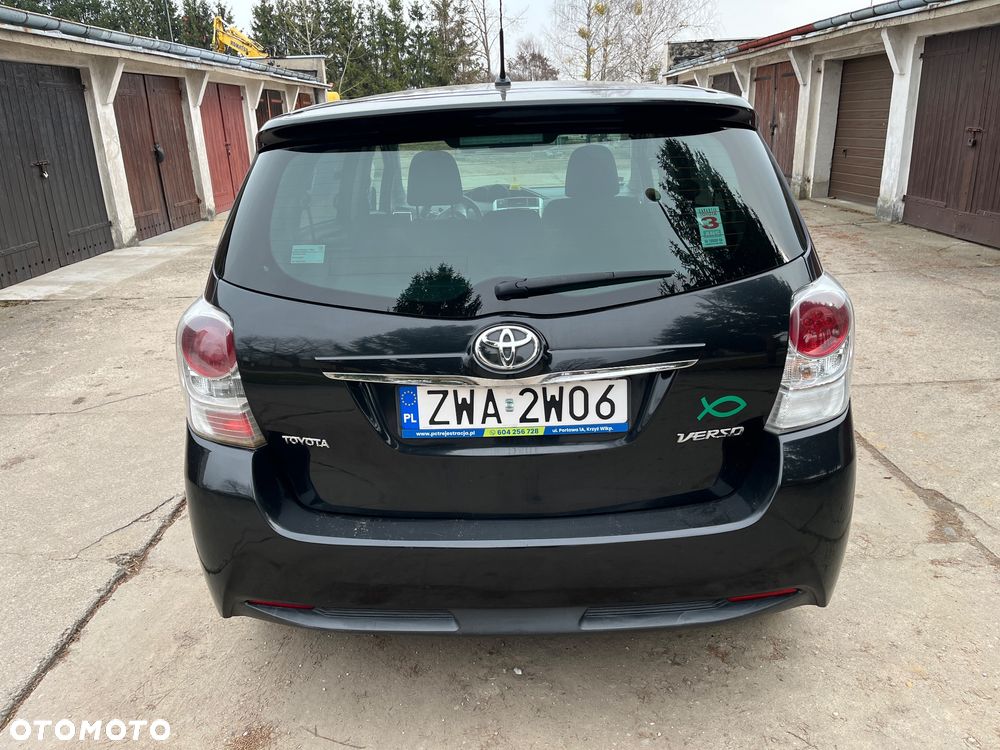 Toyota Verso - 5