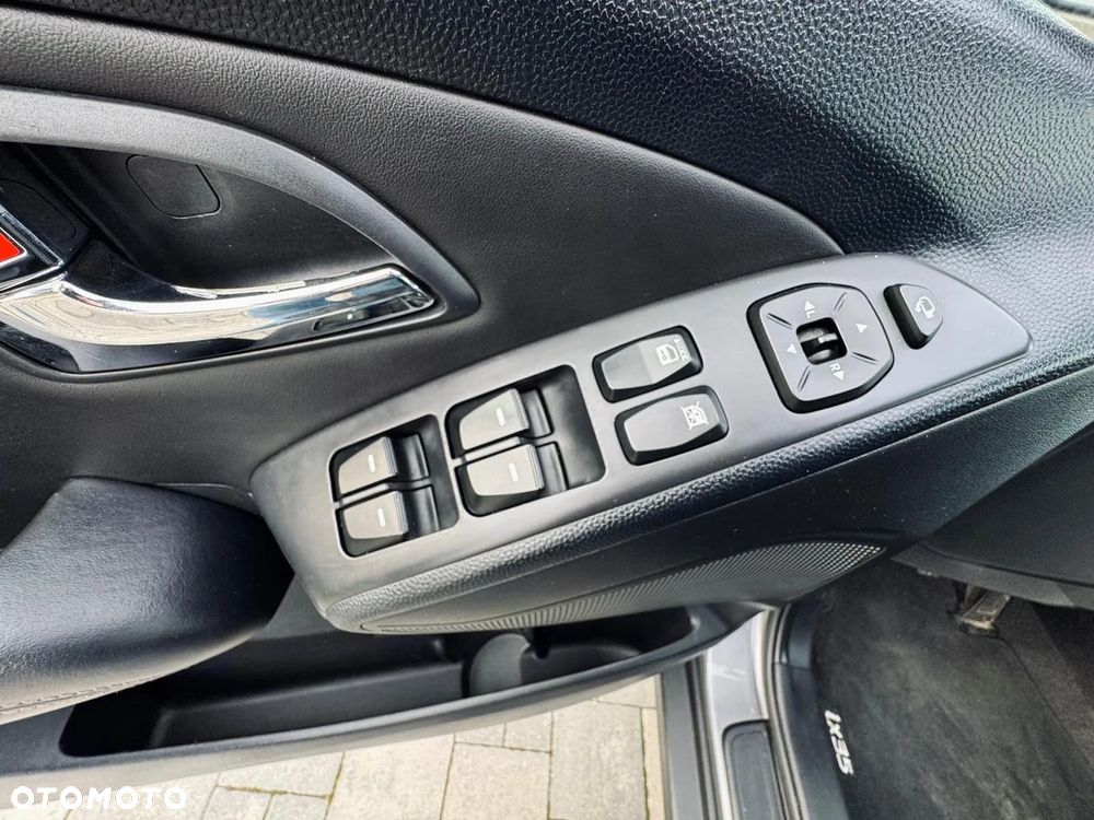 Hyundai ix35 1.7 CRDi Premium 2WD - 35