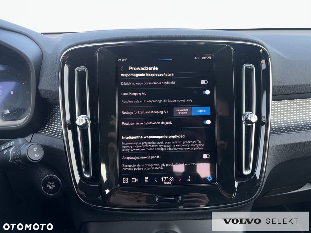 Volvo XC 40 - 26