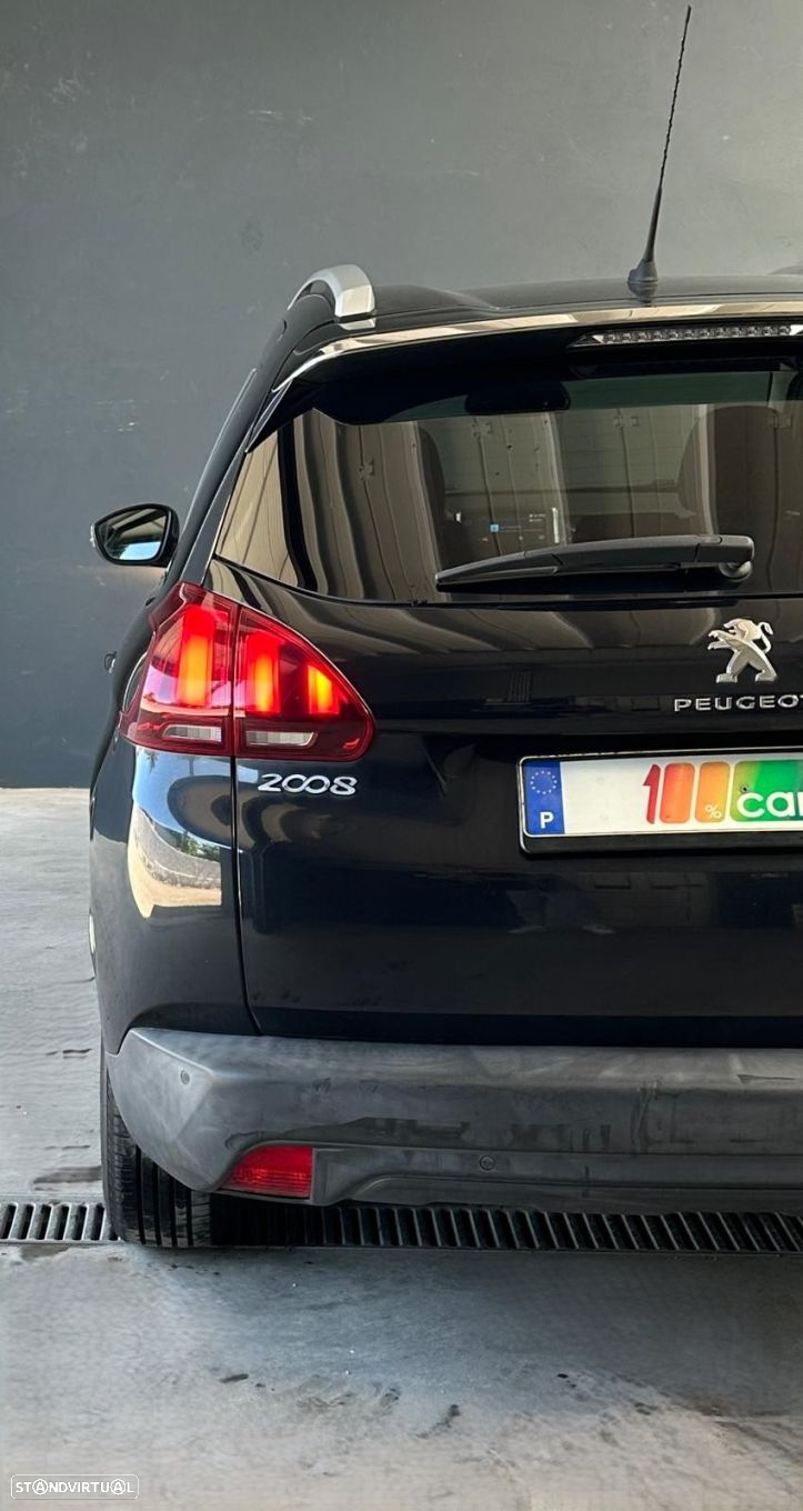 Peugeot 2008 1.2 PureTech Style - 7