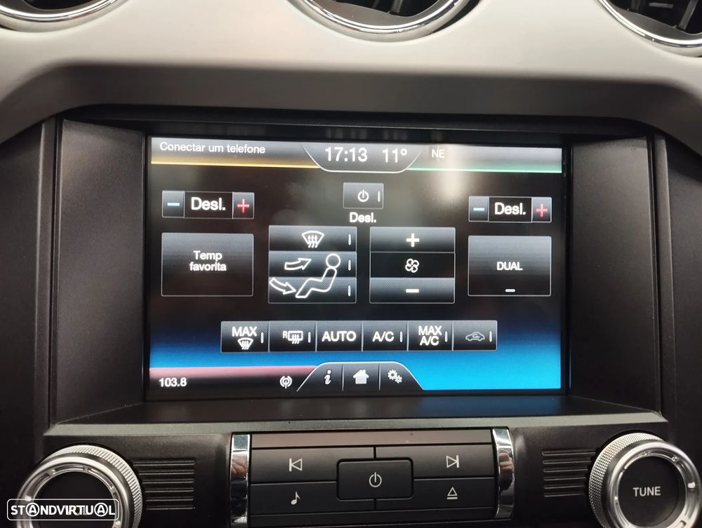 Ford Mustang 2.3i EcoBoost - 33