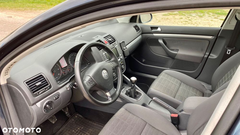 Volkswagen Golf 2.0 TDI Highline - 20