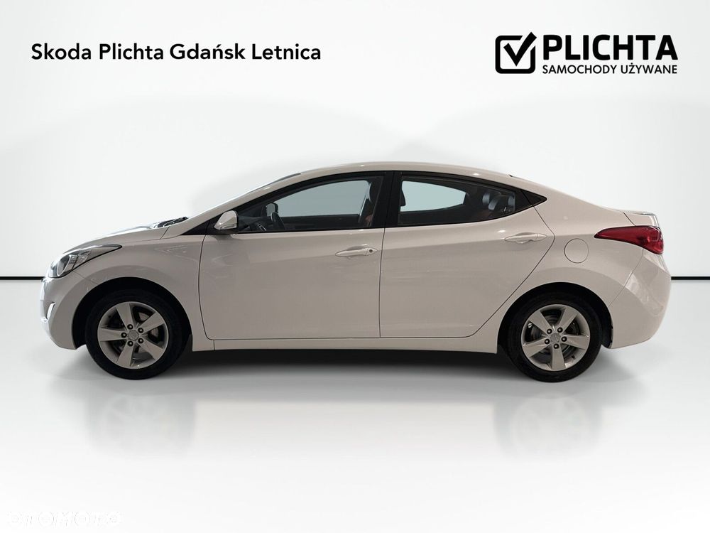 Hyundai Elantra 1.6 Classic + - 8