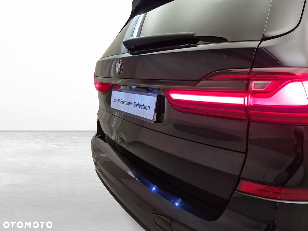 BMW X7 M50d sport - 28