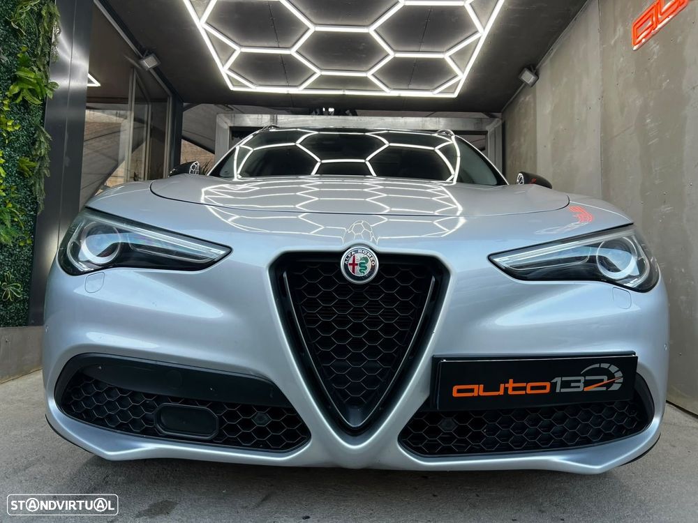 Alfa Romeo Stelvio 2.2 D TI AT8 - 4
