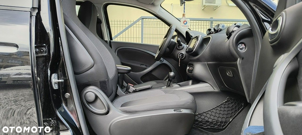 Smart Forfour EQ - 20