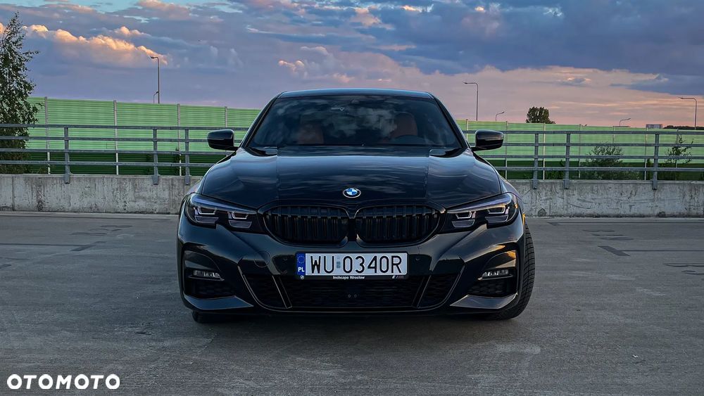 BMW Seria 3 320d M Sport - 3