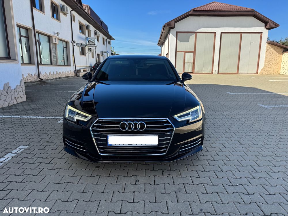 Audi A4 2.0 TDI S tronic - 1