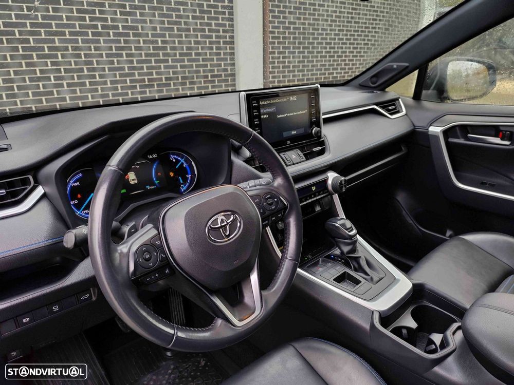 Toyota RAV4 2.5 HDF Lounge - 17