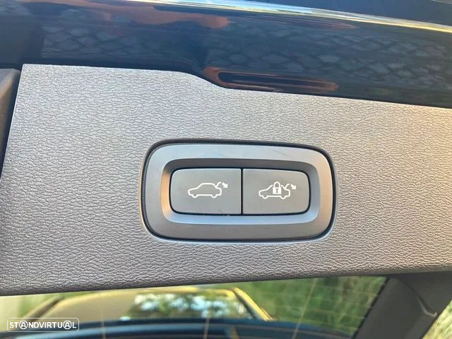 Volvo V60 2.0 T6 AWD TE Plus Dark - 37