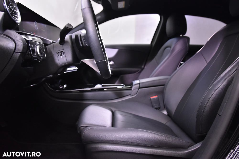 Mercedes-Benz A 200 MHEV 7G-DCT Sedan - 27