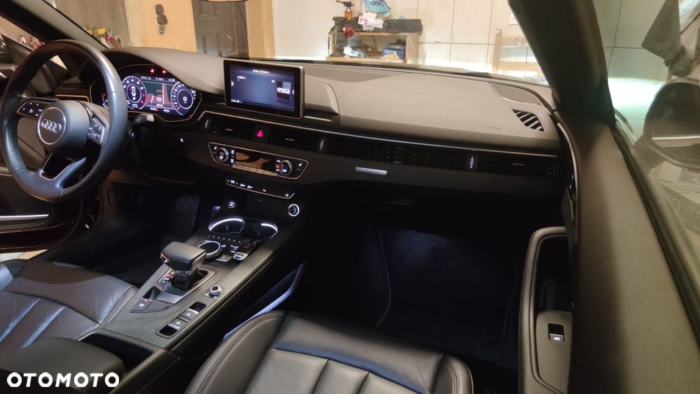 Audi A5 Cabrio - 8