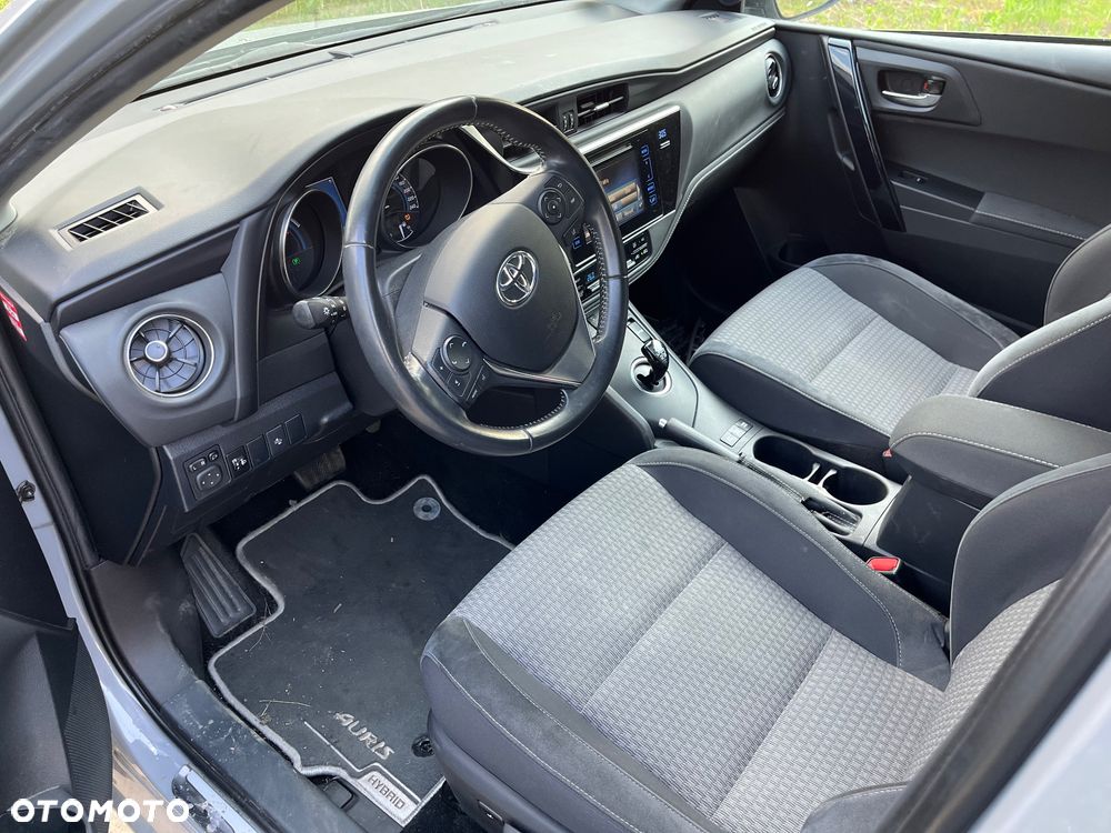Toyota Auris 1.8 HSD Luna - 12