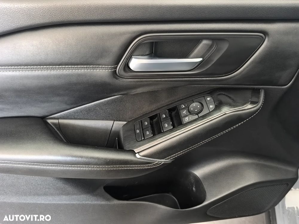 Nissan Qashqai 1.3 l MHEV X-Tronic N-Connecta - 11