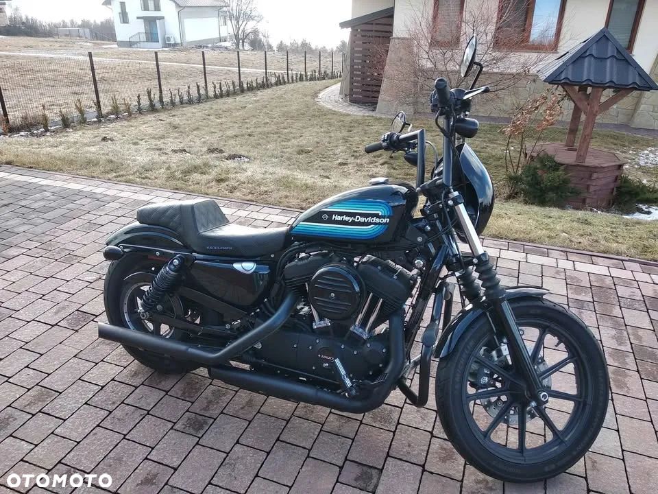 Harley-Davidson Sportster Iron 1200 - 1