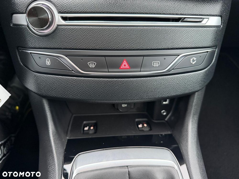 Peugeot 308 PureTech 130 GPF Stop & Start Allure Pack - 25