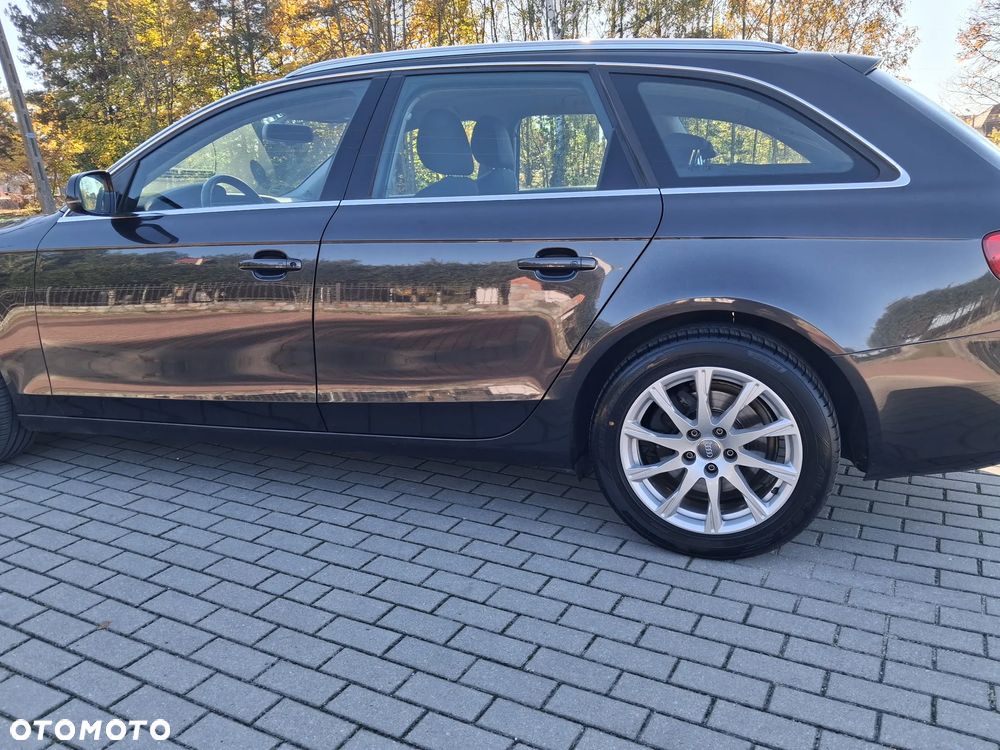 Audi A4 Avant 2.0 TDI DPF multitronic Ambition - 4