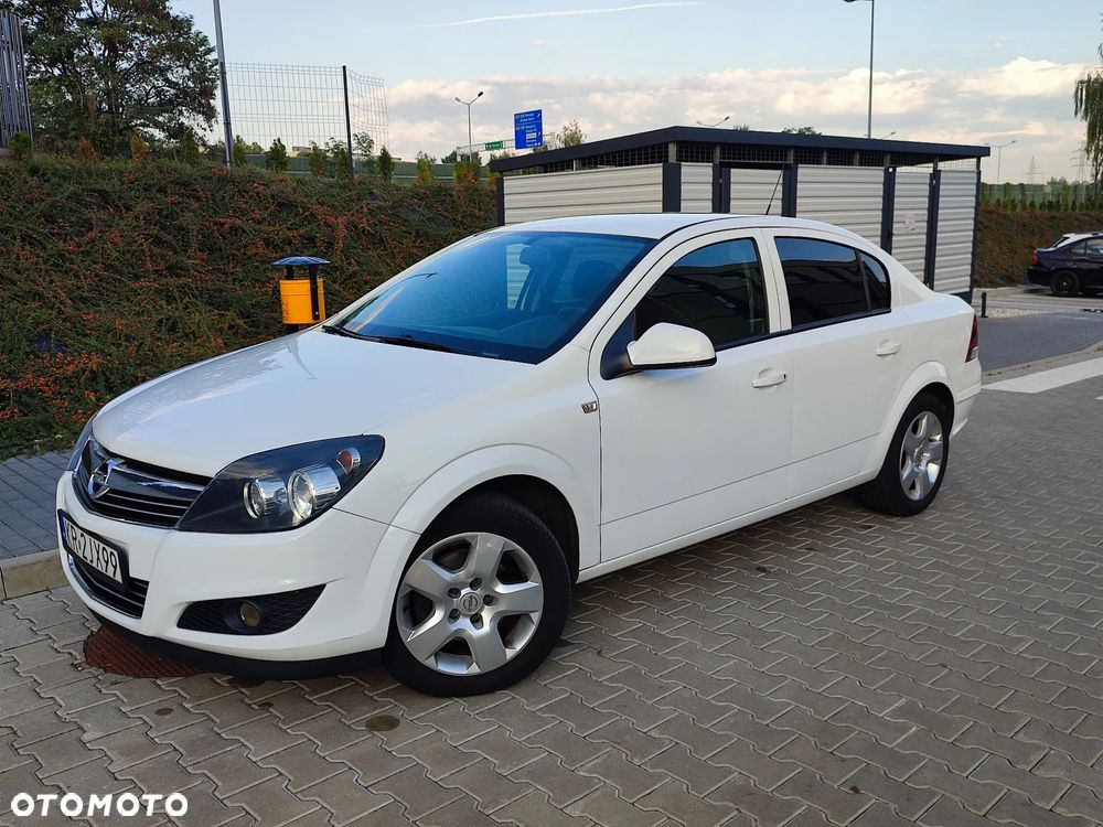 Opel Astra III 1.6 - 10