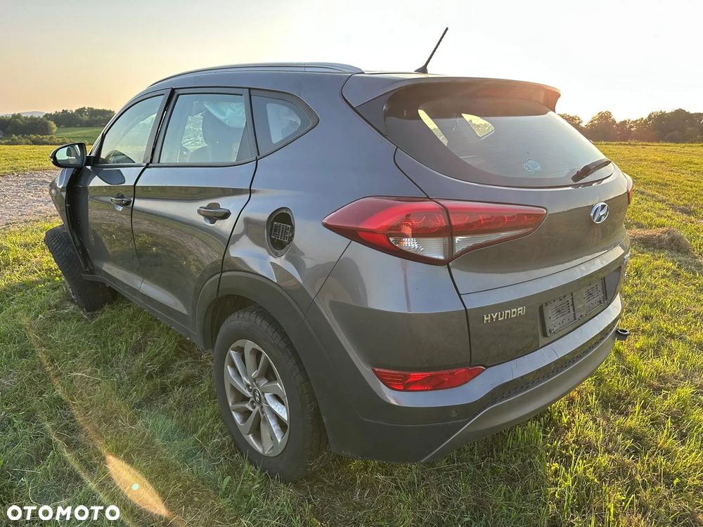 Hyundai Tucson 2.0 CRDi 4WD Advantage - 6