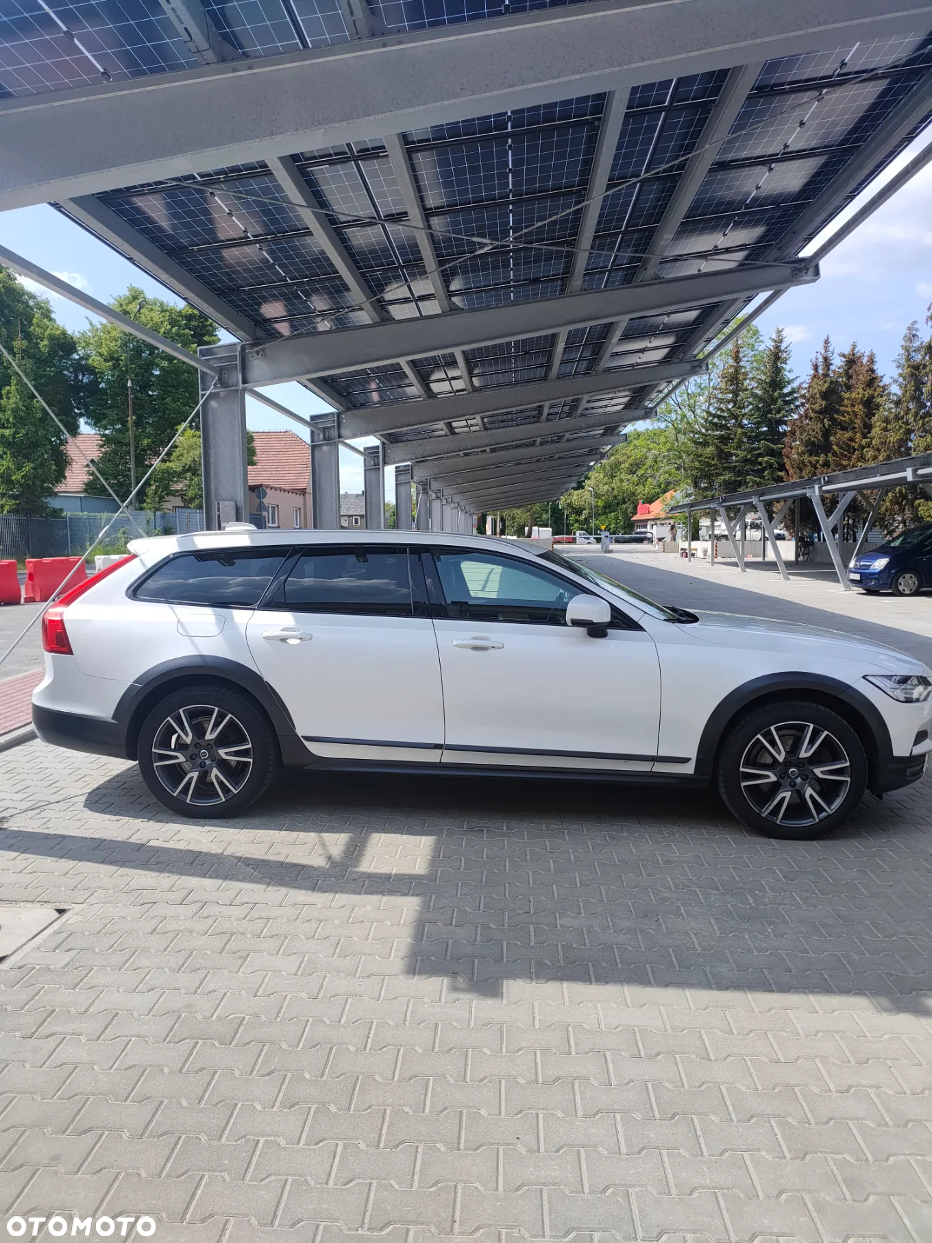 Volvo V90 - 11