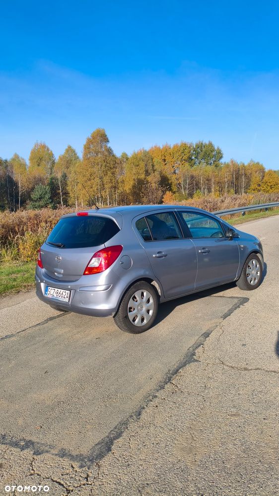 Opel Corsa - 4
