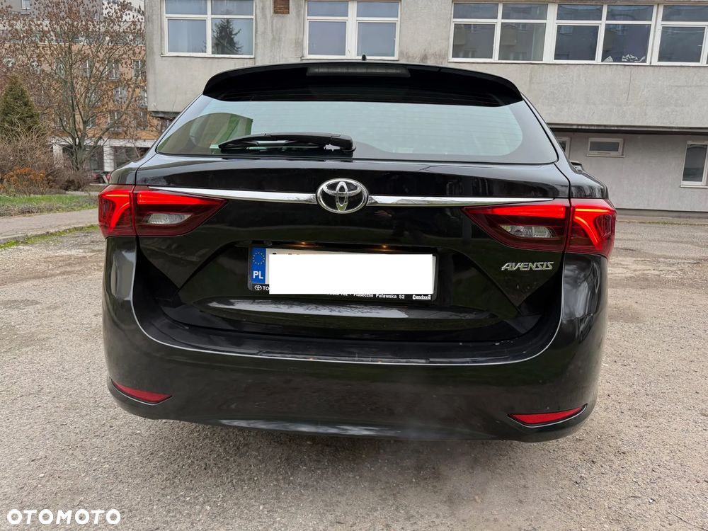 Toyota Avensis 2.0 Multidrive S Executive - 10
