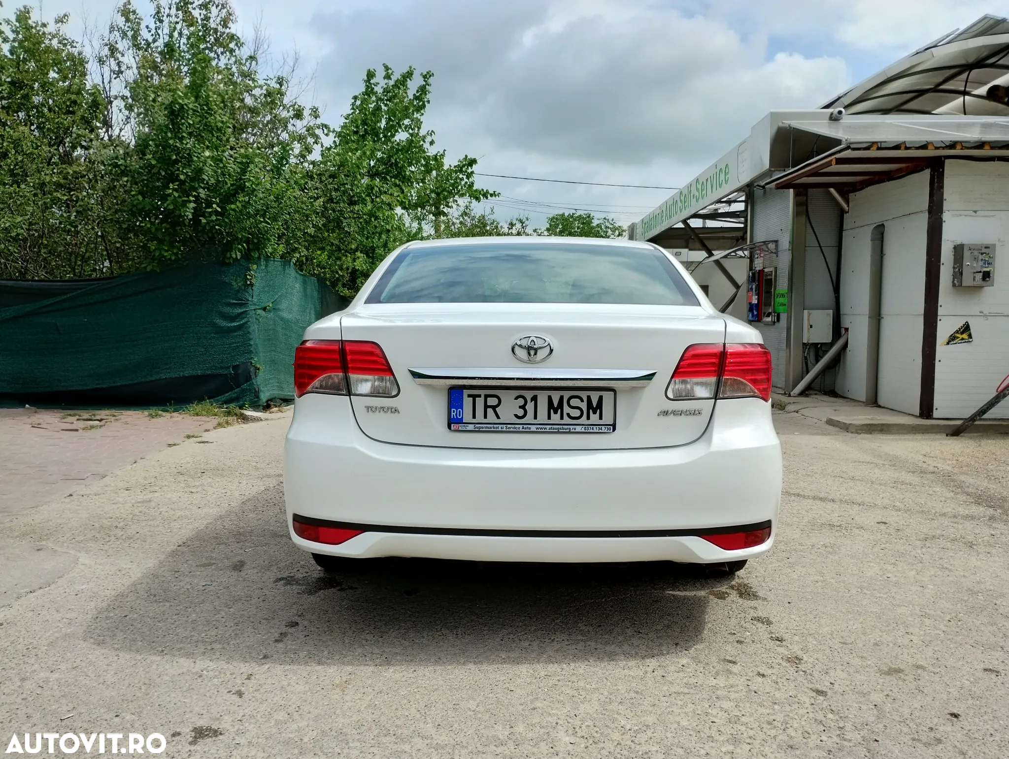 Toyota Avensis 2.0 D-4D Elegance - 4