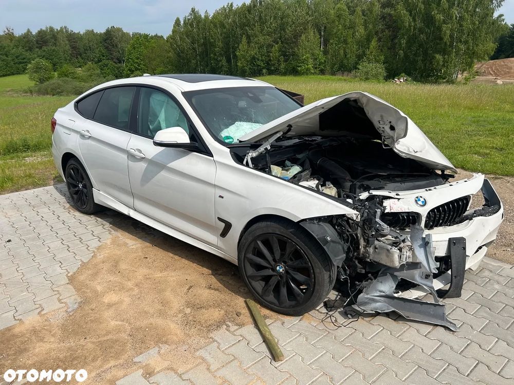 BMW 3GT 330d GT M Sport - 3