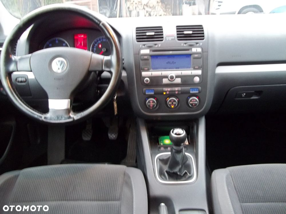Volkswagen Golf 2.0 TDI DPF Comfortline - 10