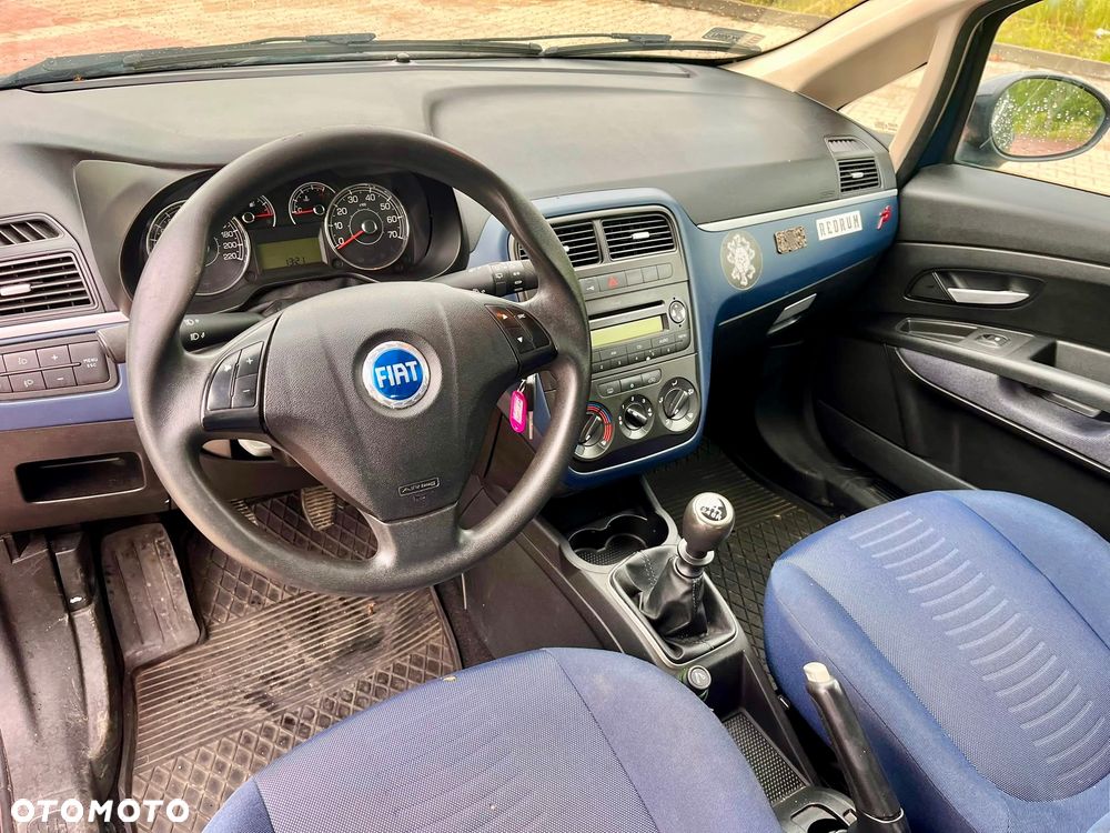 Fiat Punto - 16