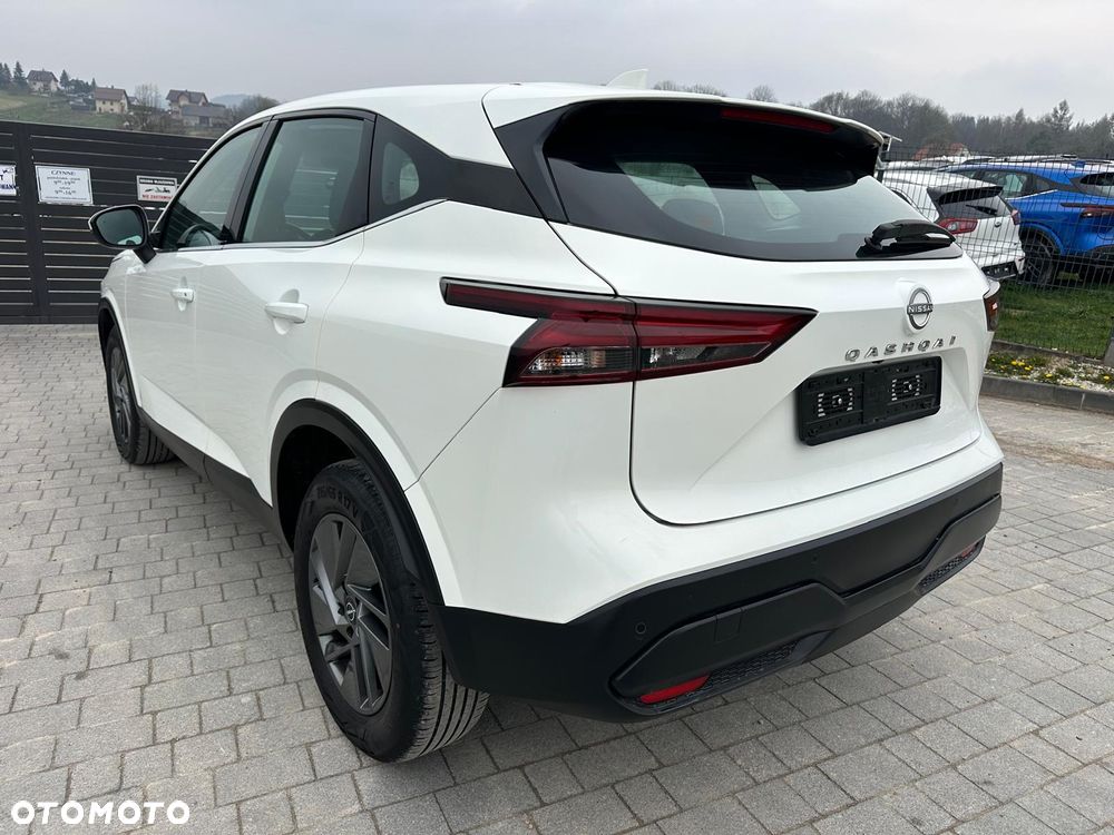 Nissan Qashqai 1.3 DIG-T Acenta DCT - 7