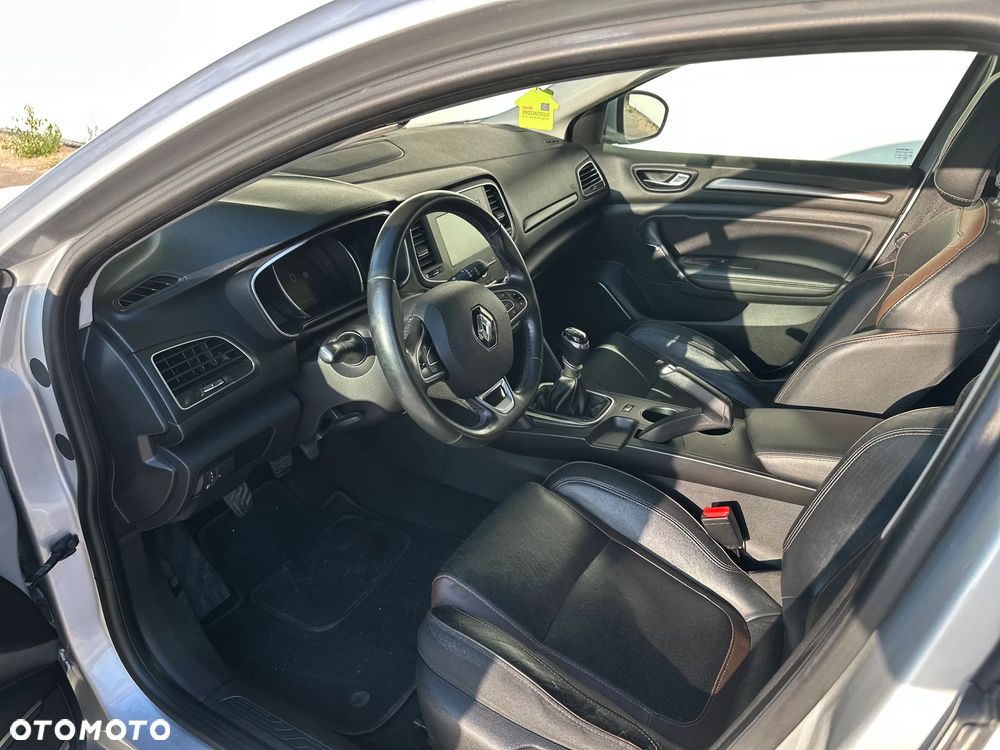 Renault Megane 1.5 dCi Energy Bose EU6 - 13