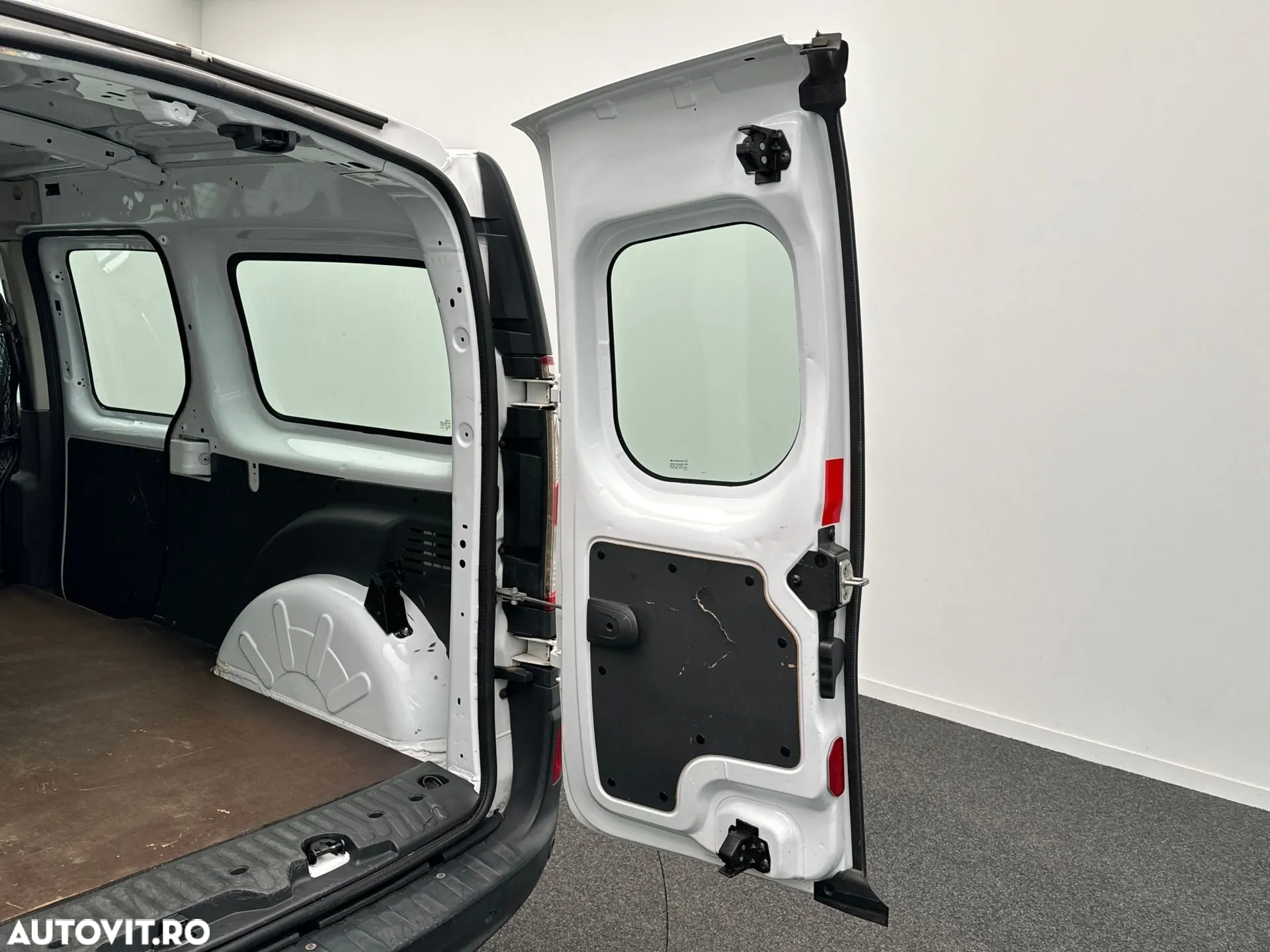 Renault Kangoo 1.5 dCi FAP Expression - 9