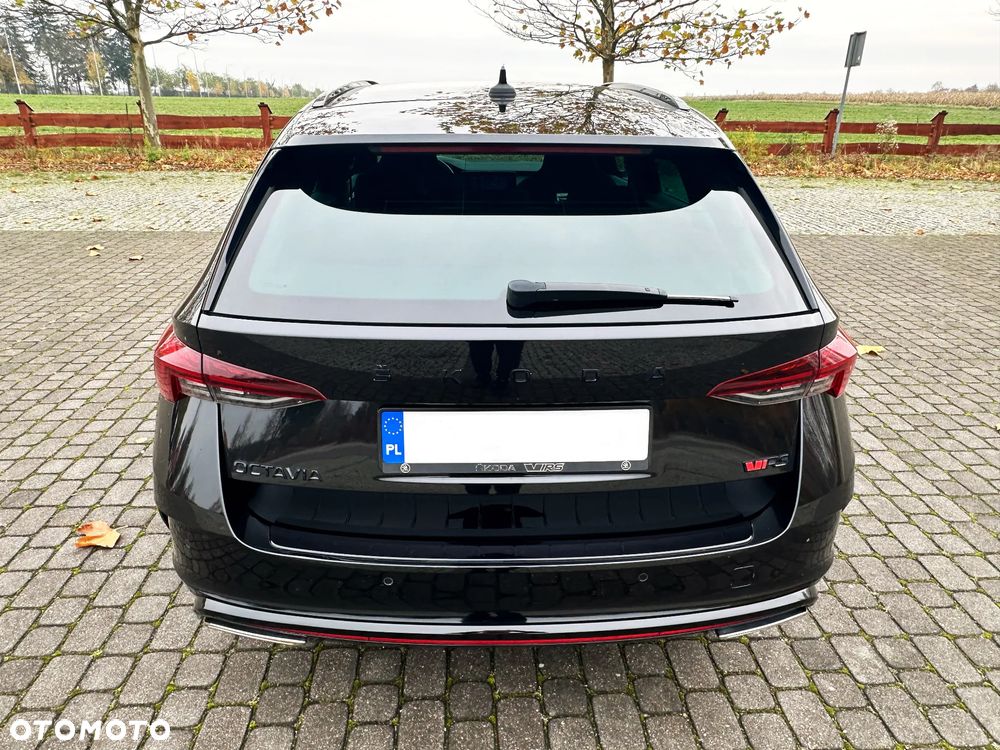 Skoda Octavia 2.0 TDI DSG 4x4 RS - 6
