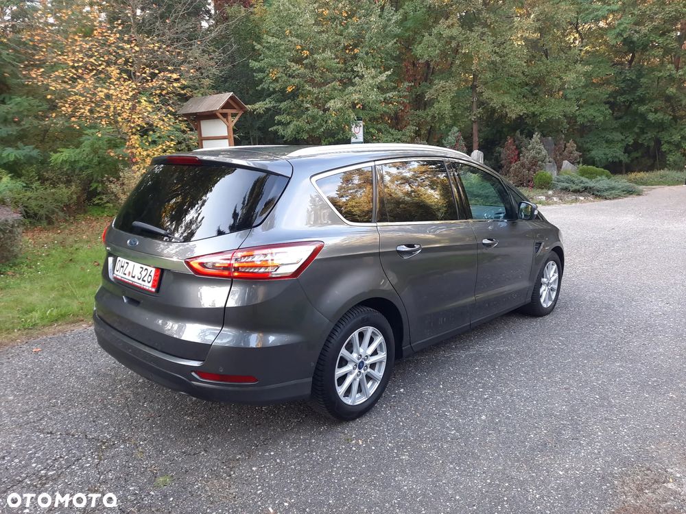 Ford S-Max - 10