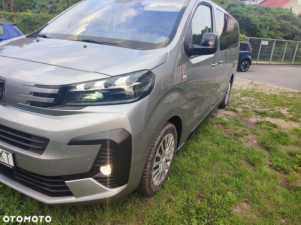 Peugeot Traveller 2.0 BlueHDi Long Business EAT8 - 3