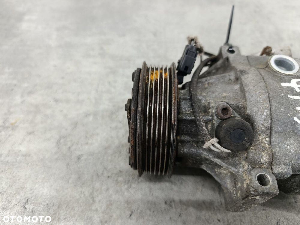 POMPA, SPRĘŻARKA KLIMATYZACJI TOYOTA COROLLA IX E12 1.4 16V - 7